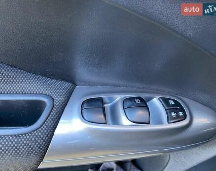 Синий Ниссан Жук, объемом двигателя 1.6 л и пробегом 165 тыс. км за 8650 $, фото 41 на Automoto.ua