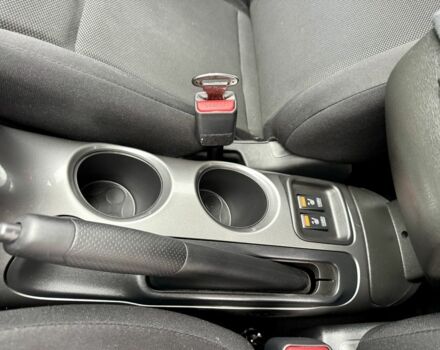 Синий Ниссан Жук, объемом двигателя 1.6 л и пробегом 125 тыс. км за 11490 $, фото 10 на Automoto.ua