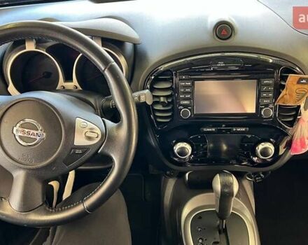 Синий Ниссан Жук, объемом двигателя 1.62 л и пробегом 95 тыс. км за 12000 $, фото 7 на Automoto.ua