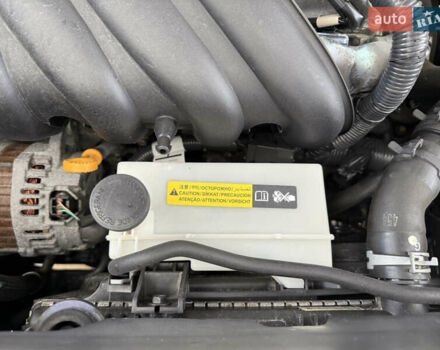 Синий Ниссан Жук, объемом двигателя 1.6 л и пробегом 89 тыс. км за 11999 $, фото 27 на Automoto.ua