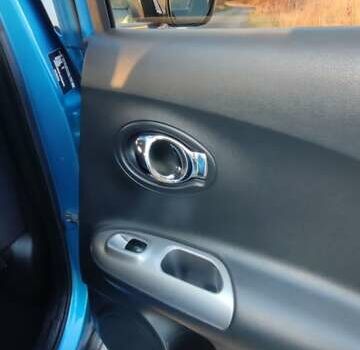 Синий Ниссан Жук, объемом двигателя 1.6 л и пробегом 99 тыс. км за 15000 $, фото 11 на Automoto.ua