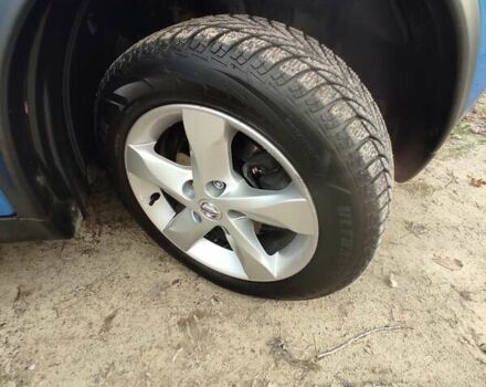 Синий Ниссан Жук, объемом двигателя 1.6 л и пробегом 105 тыс. км за 15550 $, фото 2 на Automoto.ua