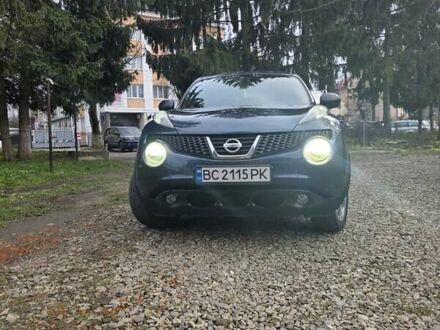 Синий Ниссан Жук, объемом двигателя 1.6 л и пробегом 120 тыс. км за 8000 $, фото 1 на Automoto.ua