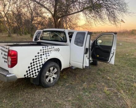 Білий Ніссан Кінг Каб, об'ємом двигуна 2.5 л та пробігом 240 тис. км за 5600 $, фото 6 на Automoto.ua