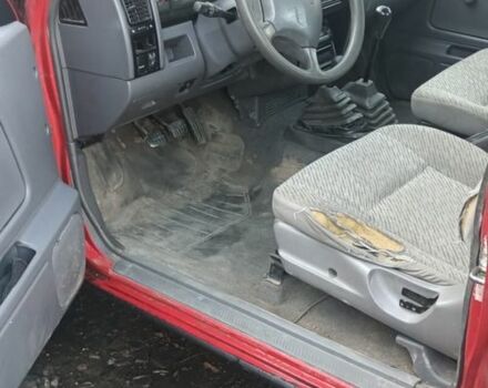 Чорний Ніссан Кінг Каб, об'ємом двигуна 2.5 л та пробігом 300 тис. км за 3738 $, фото 4 на Automoto.ua