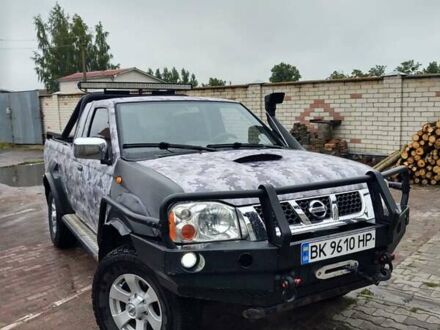 Ніссан Кінг Каб 2003 у Сумах на Automoto.ua Сірий Ніссан Кінг Каб, об'ємом двигуна 2.49 л та пробігом 230 тис. км за 8500 $, фото 1 на Automoto.ua