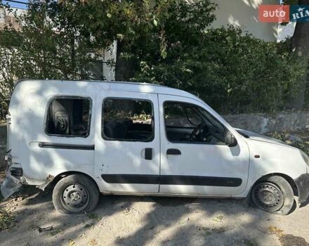 Белый Ниссан Кубистар, объемом двигателя 1.5 л и пробегом 300 тыс. км за 1500 $, фото 1 на Automoto.ua