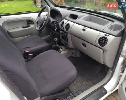 Белый Ниссан Кубистар, объемом двигателя 1.15 л и пробегом 320 тыс. км за 3350 $, фото 5 на Automoto.ua