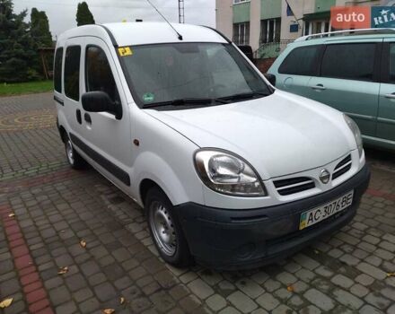 Белый Ниссан Кубистар, объемом двигателя 1.15 л и пробегом 320 тыс. км за 3350 $, фото 3 на Automoto.ua