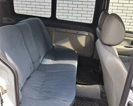 Белый Ниссан Кубистар, объемом двигателя 1.5 л и пробегом 145 тыс. км за 4000 $, фото 5 на Automoto.ua