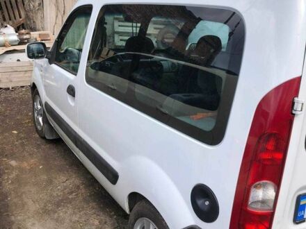 Ніссан Кубістар 2008 у Полтаві на Automoto.ua Білий Ніссан Кубістар, об'ємом двигуна 1.5 л та пробігом 250 тис. км за 5200 $, фото 1 на Automoto.ua