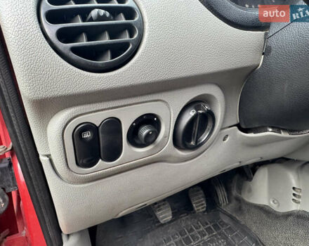 Красный Ниссан Кубистар, объемом двигателя 1.46 л и пробегом 219 тыс. км за 3650 $, фото 20 на Automoto.ua
