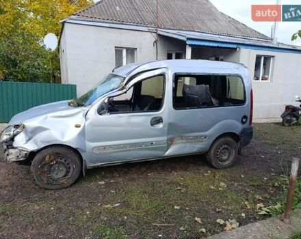 Серый Ниссан Кубистар, объемом двигателя 1.5 л и пробегом 285 тыс. км за 2500 $, фото 3 на Automoto.ua