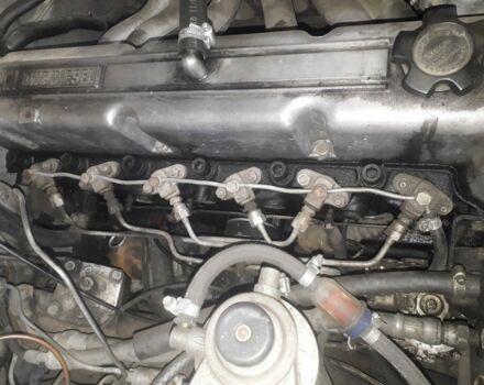 Красный Ниссан Лаурел, объемом двигателя 2.8 л и пробегом 500 тыс. км за 1300 $, фото 7 на Automoto.ua