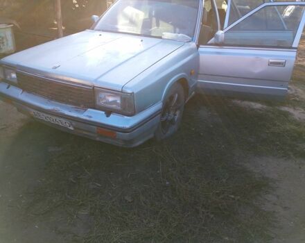 Серый Ниссан Лаурел, объемом двигателя 2.8 л и пробегом 250 тыс. км за 800 $, фото 1 на Automoto.ua