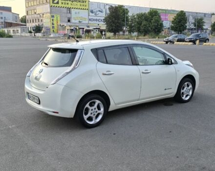 Белый Ниссан Лиф, объемом двигателя 0 л и пробегом 94 тыс. км за 4900 $, фото 2 на Automoto.ua