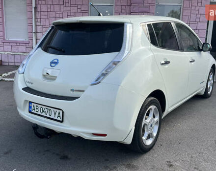 Белый Ниссан Лиф, объемом двигателя 0 л и пробегом 140 тыс. км за 6000 $, фото 2 на Automoto.ua