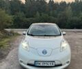 Білий Ніссан Ліф, об'ємом двигуна 0 л та пробігом 206 тис. км за 3800 $, фото 1 на Automoto.ua