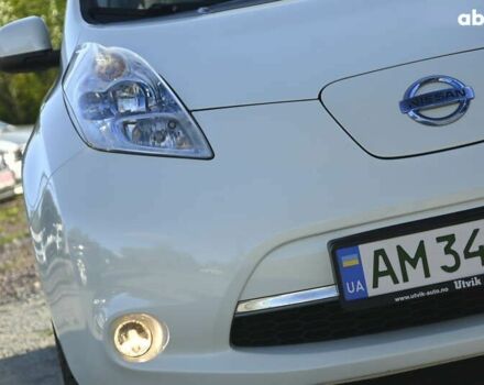 Белый Ниссан Лиф, объемом двигателя 0 л и пробегом 142 тыс. км за 5800 $, фото 3 на Automoto.ua