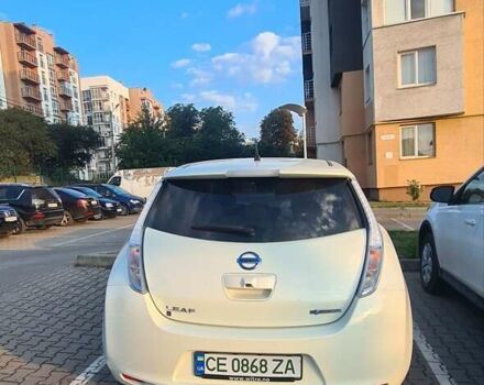 Белый Ниссан Лиф, объемом двигателя 0 л и пробегом 159 тыс. км за 4300 $, фото 8 на Automoto.ua