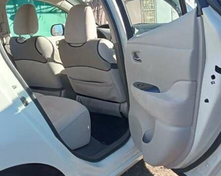 Білий Ніссан Ліф, об'ємом двигуна 0 л та пробігом 73 тис. км за 7500 $, фото 9 на Automoto.ua