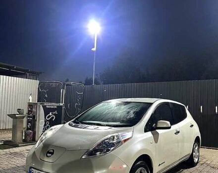 Білий Ніссан Ліф, об'ємом двигуна 0 л та пробігом 133 тис. км за 4000 $, фото 7 на Automoto.ua