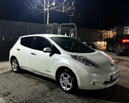 Белый Ниссан Лиф, объемом двигателя 0 л и пробегом 133 тыс. км за 4000 $, фото 2 на Automoto.ua