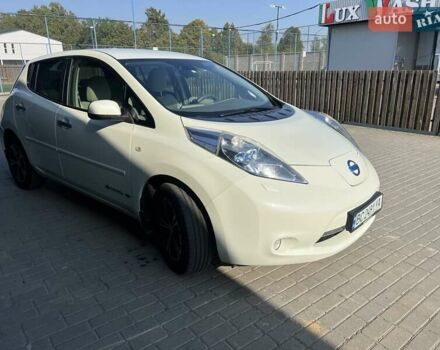 Белый Ниссан Лиф, объемом двигателя 0 л и пробегом 160 тыс. км за 4400 $, фото 8 на Automoto.ua