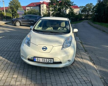 Белый Ниссан Лиф, объемом двигателя 0 л и пробегом 183 тыс. км за 3100 $, фото 13 на Automoto.ua