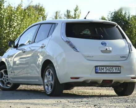 Белый Ниссан Лиф, объемом двигателя 0 л и пробегом 142 тыс. км за 5800 $, фото 9 на Automoto.ua