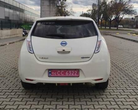 Ниссан Лиф 2011 в Ивано-Франковске на Automoto.ua Белый Ниссан Лиф, объемом двигателя 0 л и пробегом 117 тыс. км за 4600 $, фото 6 на Automoto.ua