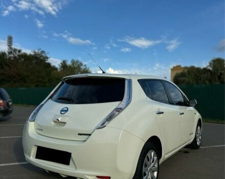 Белый Ниссан Лиф, объемом двигателя 0 л и пробегом 134 тыс. км за 4300 $, фото 6 на Automoto.ua