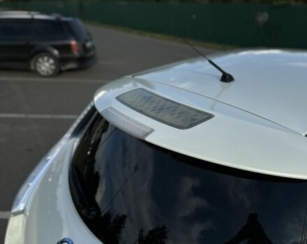 Белый Ниссан Лиф, объемом двигателя 0 л и пробегом 134 тыс. км за 4300 $, фото 8 на Automoto.ua