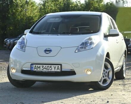 Белый Ниссан Лиф, объемом двигателя 0 л и пробегом 142 тыс. км за 5800 $, фото 4 на Automoto.ua