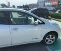 Белый Ниссан Лиф, объемом двигателя 0 л и пробегом 140 тыс. км за 4500 $, фото 6 на Automoto.ua