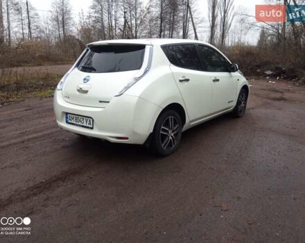 Белый Ниссан Лиф, объемом двигателя 0 л и пробегом 100 тыс. км за 4800 $, фото 3 на Automoto.ua