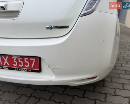 Белый Ниссан Лиф, объемом двигателя 0 л и пробегом 91 тыс. км за 4500 $, фото 20 на Automoto.ua