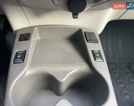 Білий Ніссан Ліф, об'ємом двигуна 0 л та пробігом 162 тис. км за 4000 $, фото 16 на Automoto.ua