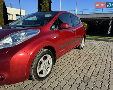 Білий Ніссан Ліф, об'ємом двигуна 0 л та пробігом 133 тис. км за 4500 $, фото 1 на Automoto.ua