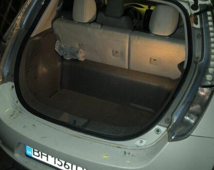 Белый Ниссан Лиф, объемом двигателя 0 л и пробегом 150 тыс. км за 3800 $, фото 3 на Automoto.ua