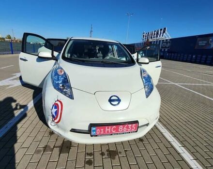 Белый Ниссан Лиф, объемом двигателя 0 л и пробегом 119 тыс. км за 5300 $, фото 1 на Automoto.ua