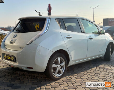 Белый Ниссан Лиф, объемом двигателя 24 л и пробегом 78 тыс. км за 6590 $, фото 6 на Automoto.ua