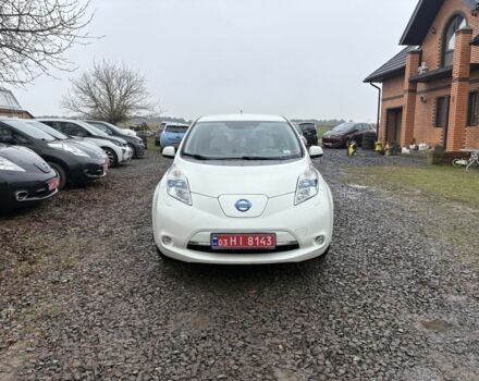 Белый Ниссан Лиф, объемом двигателя 0 л и пробегом 124 тыс. км за 3999 $, фото 1 на Automoto.ua