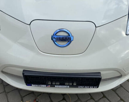 Білий Ніссан Ліф, об'ємом двигуна 0 л та пробігом 81 тис. км за 4600 $, фото 9 на Automoto.ua