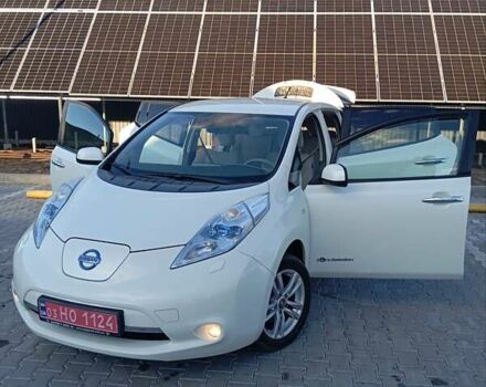 Білий Ніссан Ліф, об'ємом двигуна 0 л та пробігом 196 тис. км за 4350 $, фото 15 на Automoto.ua