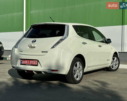 Белый Ниссан Лиф, объемом двигателя 0 л и пробегом 95 тыс. км за 5300 $, фото 20 на Automoto.ua