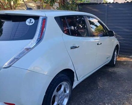 Белый Ниссан Лиф, объемом двигателя 0 л и пробегом 110 тыс. км за 6500 $, фото 11 на Automoto.ua