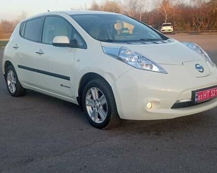 Білий Ніссан Ліф, об'ємом двигуна 0 л та пробігом 111 тис. км за 5300 $, фото 5 на Automoto.ua