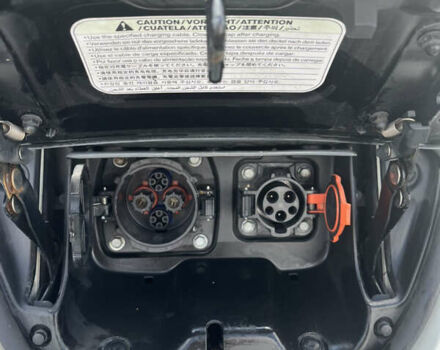 Белый Ниссан Лиф, объемом двигателя 0 л и пробегом 102 тыс. км за 5400 $, фото 16 на Automoto.ua