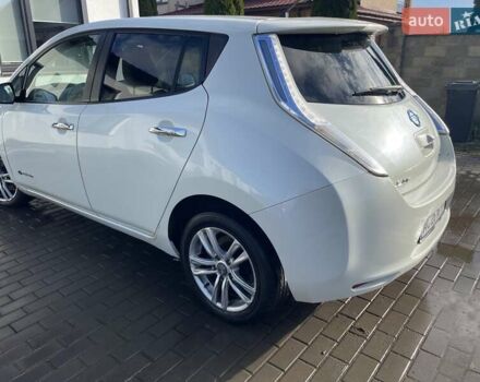 Белый Ниссан Лиф, объемом двигателя 0 л и пробегом 130 тыс. км за 4250 $, фото 4 на Automoto.ua